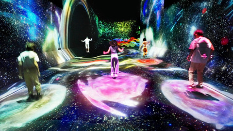 teamLab, Multi Jumping Universe, Courtesy teamLab Borderless, Jeddah (c) teamLab