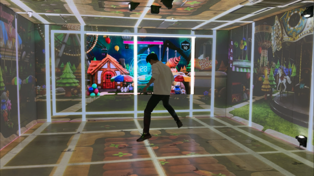 뉴작의 METAROOM