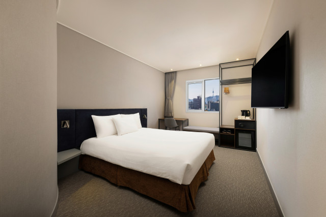 이비스 앰배서더 서울 인사동의 ‘Superior Room, Recently Renovated – 1 Double Bed’ 객실(사진=이비스 앰배서더 서울 인사동)